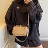 Minimalistische Modische Exquisite Damen-Schultertasche mit Schulterriemen-Design Vielseitig für Pendeln und Zusammenkünfte