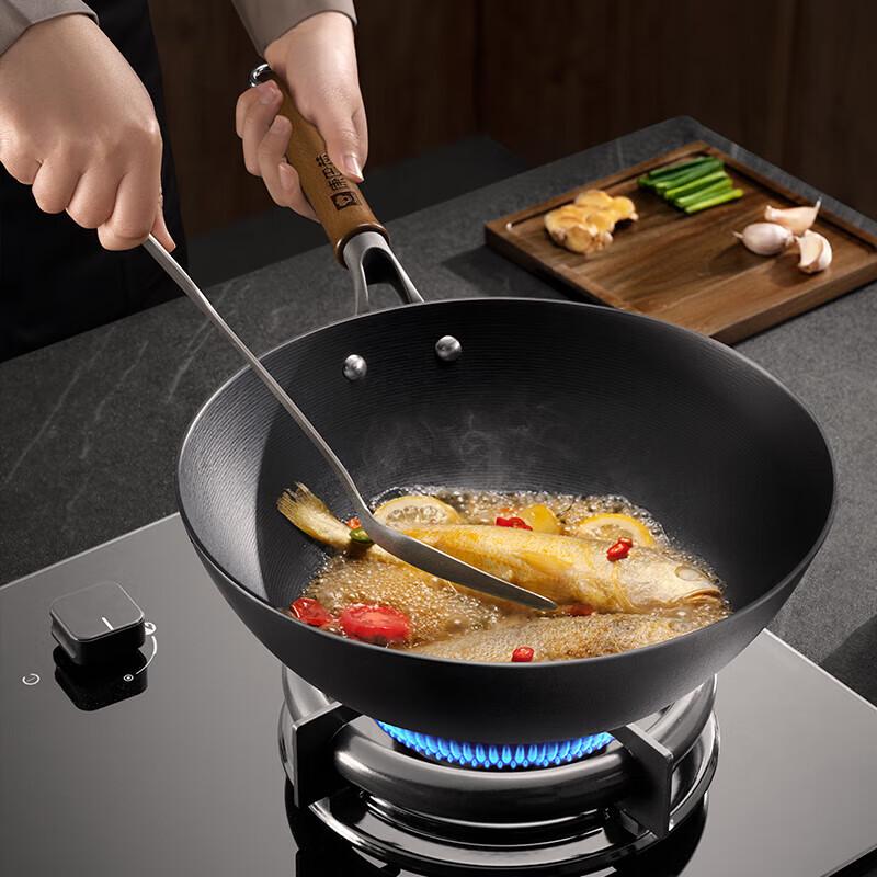 Kumbach Old Blacksmith 32cm Cast Iron Wok