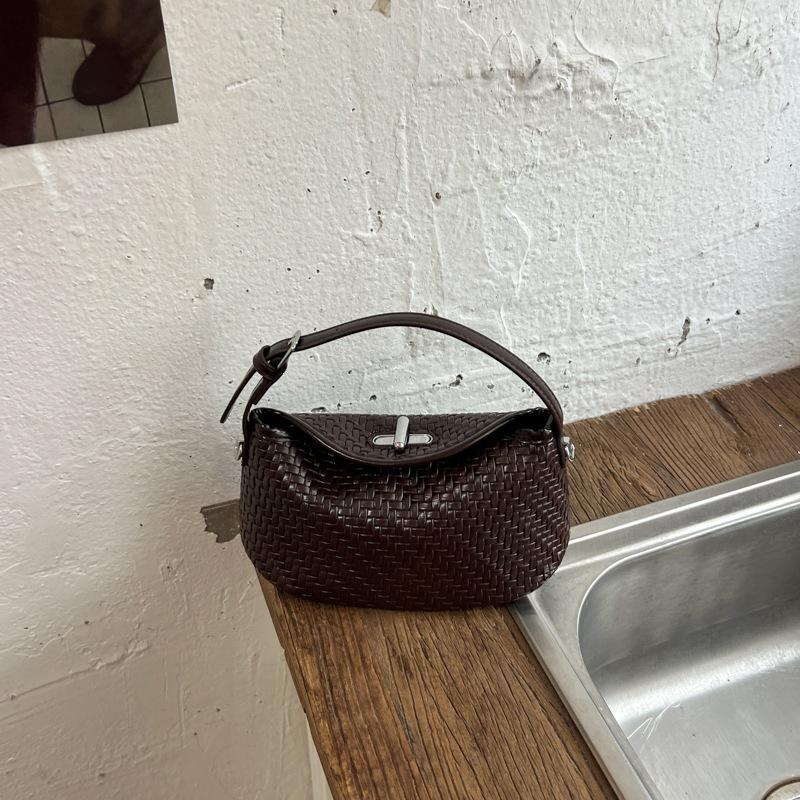 Vintage 2026 Handmade Woven Basket Shoulder Bag: Versatile Retro-Style Women's Underarm Handbag