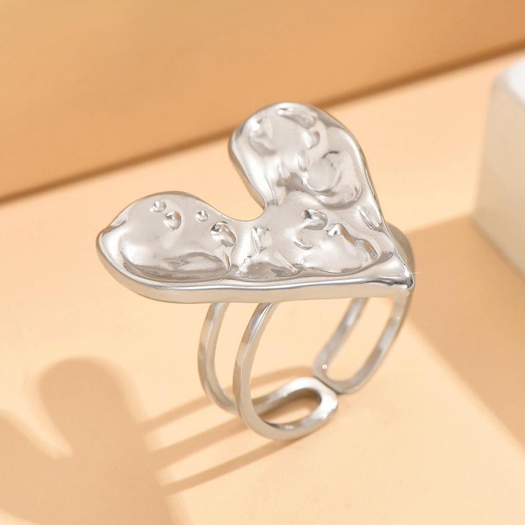 French Retro Adjustable Stainless Steel Heart Ring for Women - Exaggerated Heart Titanium Steel Jewelry