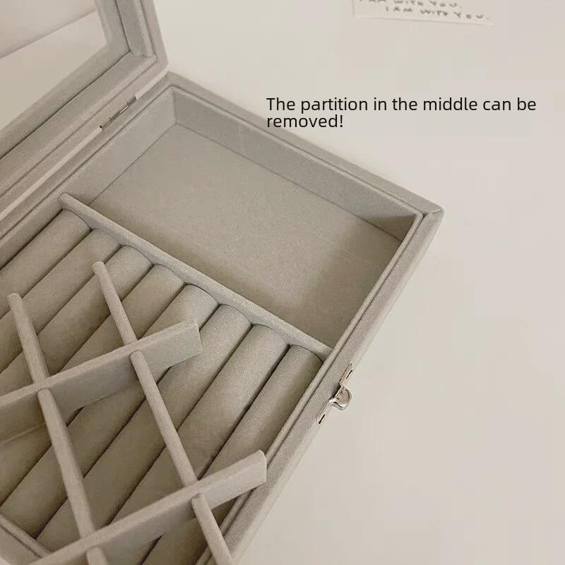 Cutie de bijuterii din catifea de lux 2023: Depozitare de mare capacitate pentru inele, coliere și cercei cu protecție împotriva prafului