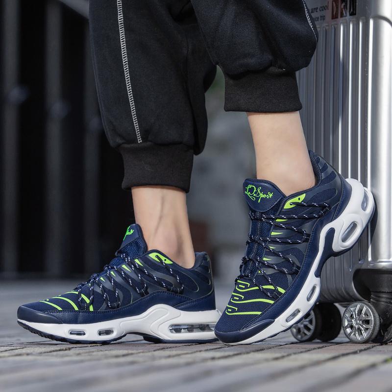 Mens Fly-woven Sports Shoes Men/women Breathable Running Shoes Couple Shoes