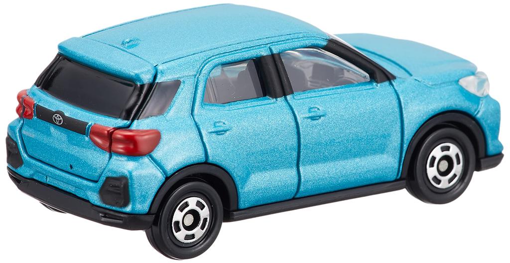 Takara Tomy Tomica 8 Toyota Raize Miniature Car Toy for Ages 3 and Up No. (Blister Packaging)