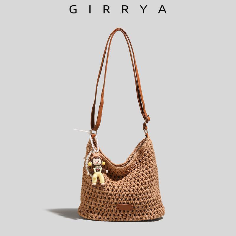 

Girrya Summer Woven Bag Women 2025 New Seaside Holiday Style Straw Bag Idle Style Shoulder Messenger Bag Khaki without pendant
