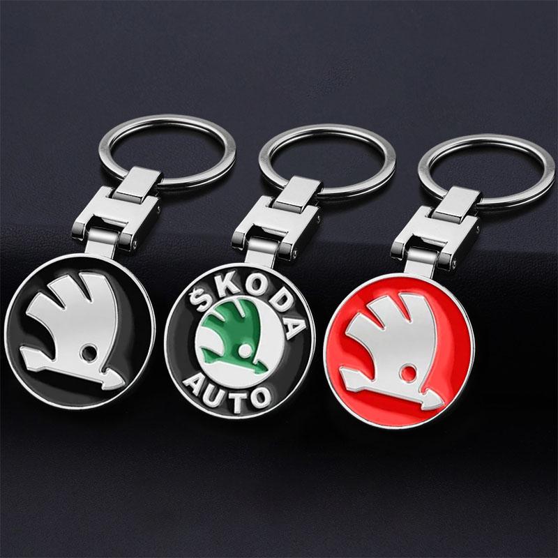 Auto Schlüsselanhänger Auto Emblem Geschenk mit Schlüsselring Autozubehör für Skoda SCALA Superb Octavia 2 3 A4 A5 Fabia Kamiq Kapoq Kodiaq Rapid
