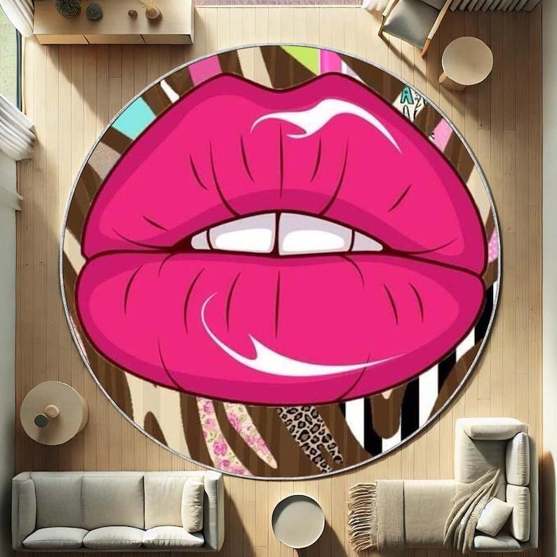 

Pink Lips Print Round Rug, Funky Pop Art Bedroom Mat for Girls, Washable Soft Area Carpet with Bold Glam Decor,Fashion Gift Idea Diameter 100cm