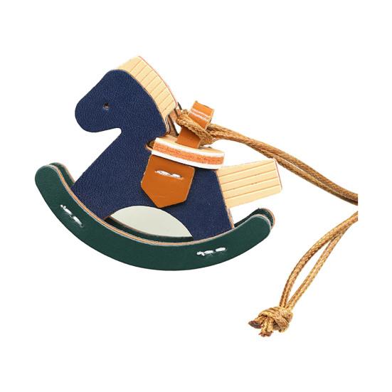 Nyckelring Hänge Hästform Flätat Rep Justerbar Längd Nyckelring med Imitationsläder Metallkrokar Dekorativ Presenttillbehör