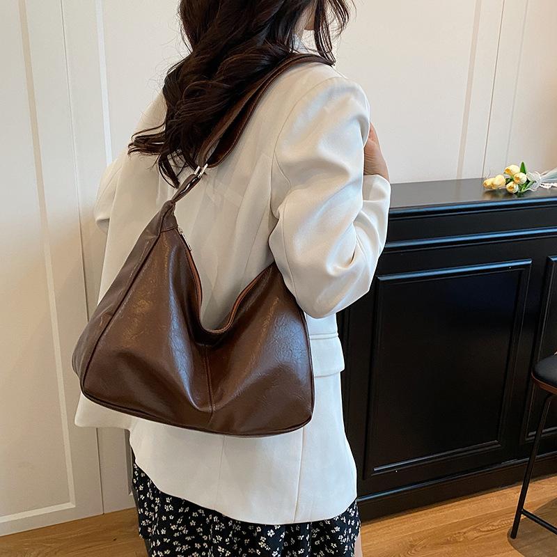 Bags Women's Fashion Simple One Shoulder Crossbody Bag Niche Design Advanced Commuter Underarm Bag