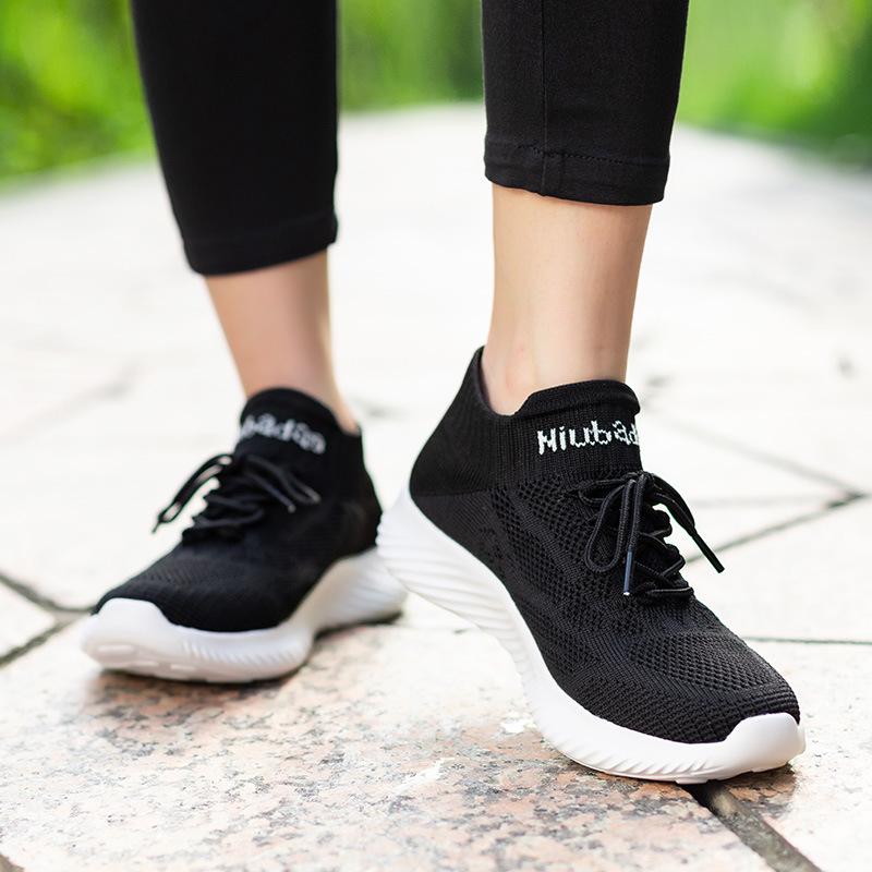 

Бык властный шаффл танцевальная обувь женская летняя обувь для бальных танцев на мягкой подошве сетчатая спортивная обувь для танца призрака специальная обувь 21191 34