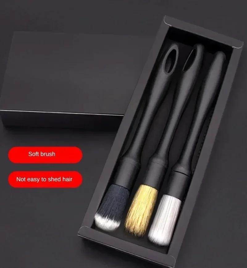 Auto Air Vent Dust Brush Kit - Crevice Cleaning Tool for Car Interiors - 3-Piece Detailing Set