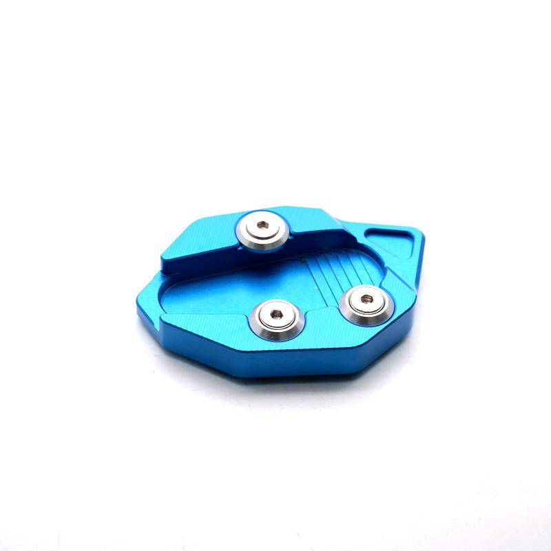 Enhanced Off-Road Footpegs for Yamaha TMAX530