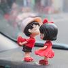Ornement Romantique Couple Baiser pour Tableau de Bord de Voiture Décoration de Maison Objets de Collection Mignons sur le Thème de l'Amour pour la Saint-Valentin S'adapte à Diverses Pièces