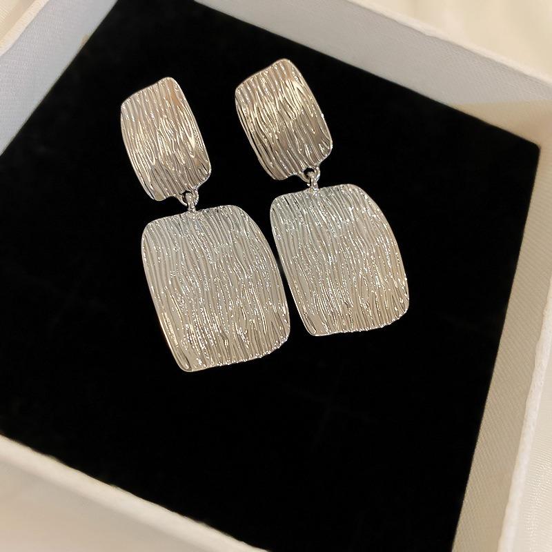 

Personalized Design Gold Color Geometric Square Metal Stripes Drop Dangle Earrings for Women Charm Hip Hop Rock Korea Jewelry срібний