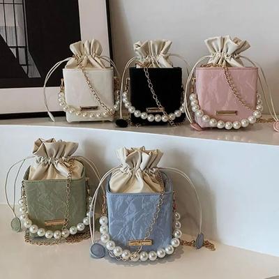İnci Bel Çantası Moda Zincirli El Çantası Hediyeler Her Şeye Uyumlu İpli El Çantası Vintage Omuz Askılı Çapraz Askılı PU Deri Küçük Kare Çanta