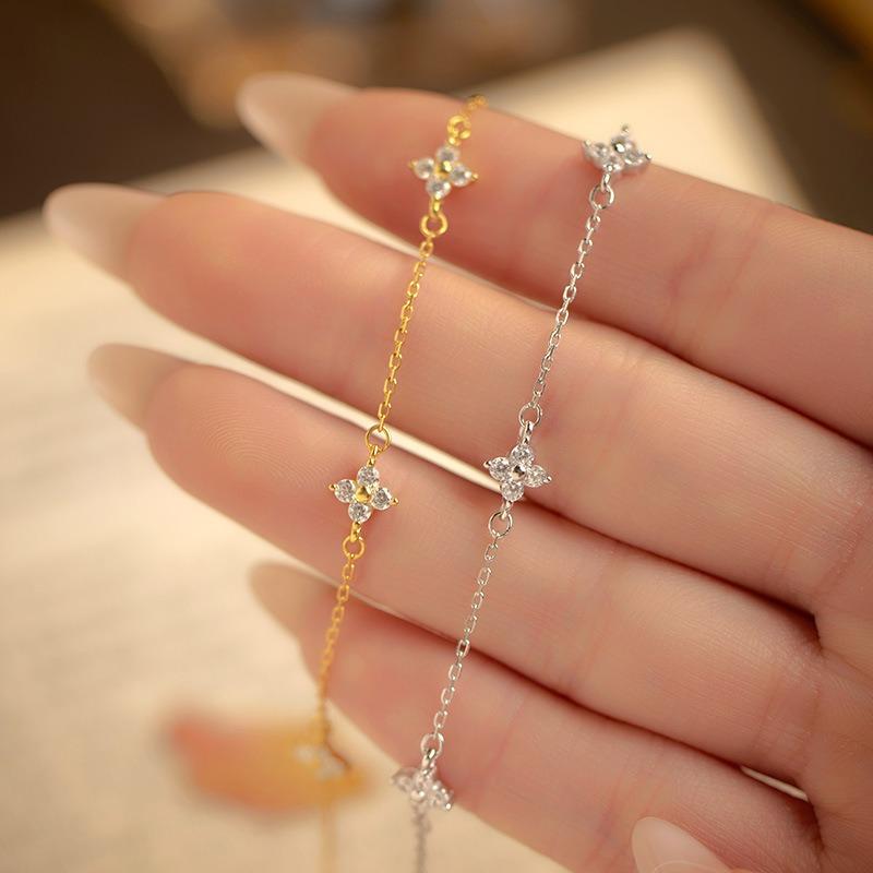 925 Silver Plated Floral Bracelet for Women Adjustable Dainty Link Chain Bracelet 18k Gold Plated Cute Party Wedding Jewelry
