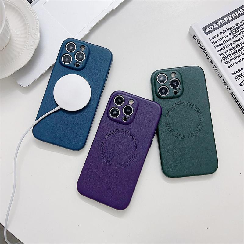 Proteção de câmera com furo de precisão Carregamento sem fio para capa de couro Magsafe para iPhone 15 14 13 12 Pro Max Plus Capa protetora magnética à prova de choque