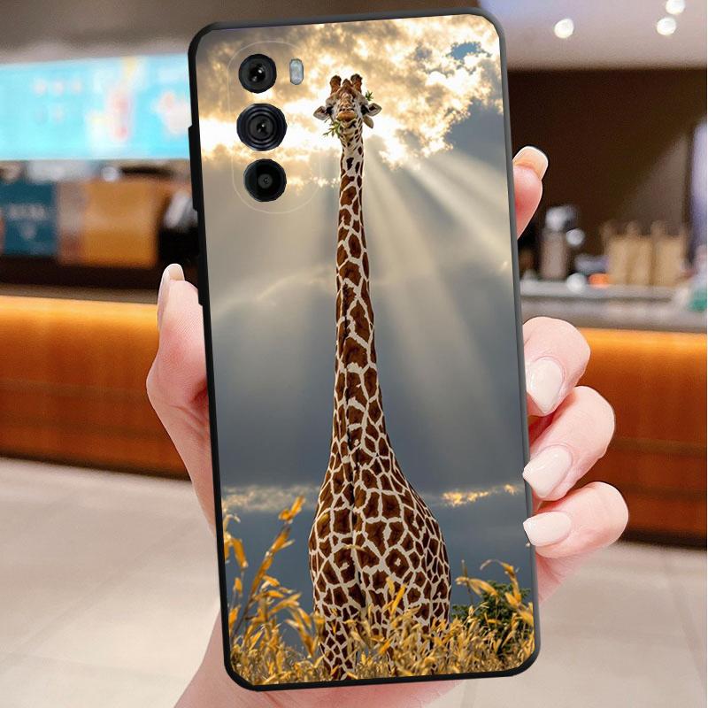 Phone Case For Motorola Edge 60 50 40 Pro 60 50 40 30 Ultra Neo Fusion Moto G Stylus G Giraffe Animal