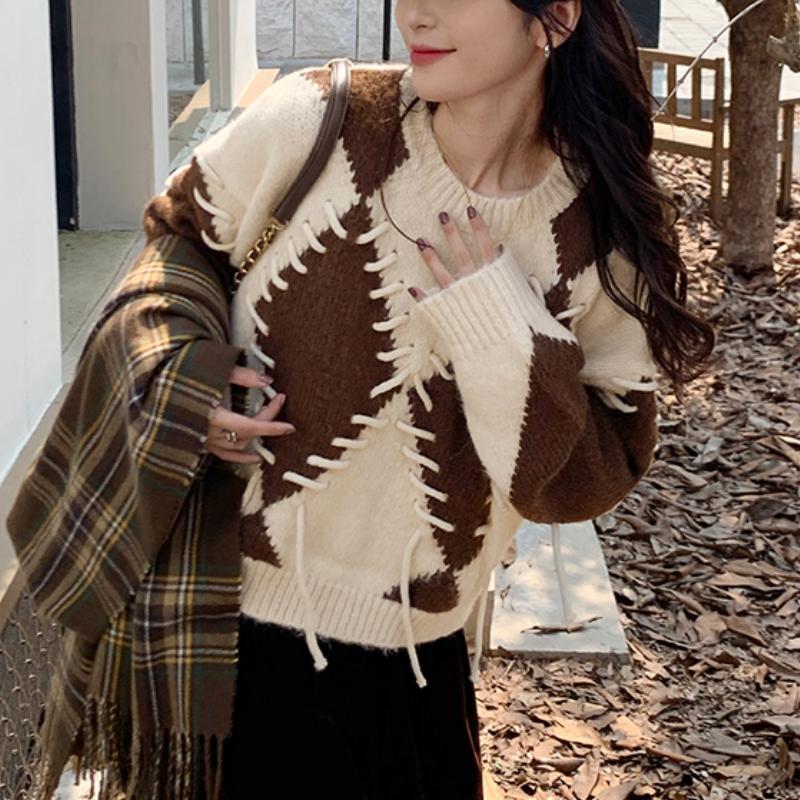 

Модный винтажный повседневный свитер с длинным рукавом, женский осенне-зимний свободный вязаный свитер с круглым вырезом и узором «Аргайл», трикотаж 24941 One Size темно-коричневого