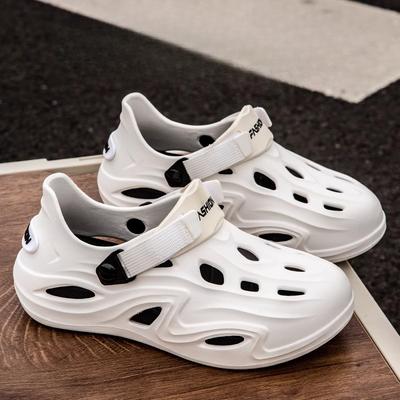 Hole Shoes Men's Summer Fishing Thick-soled Non-slip Outdoor Wear-resistant Beach Sandals Men