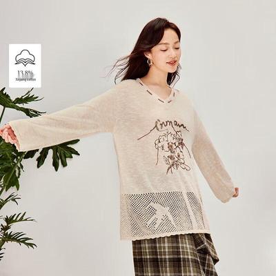 INMAN Floral Bestickter Lochstrickpullover mit V-Ausschnitt