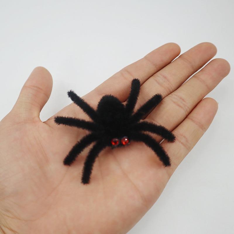Funny Halloween Plush Spider Pendants Fake 3D Flocking Black Spider Realistic Cartoon Artificial Spider Learning Toys