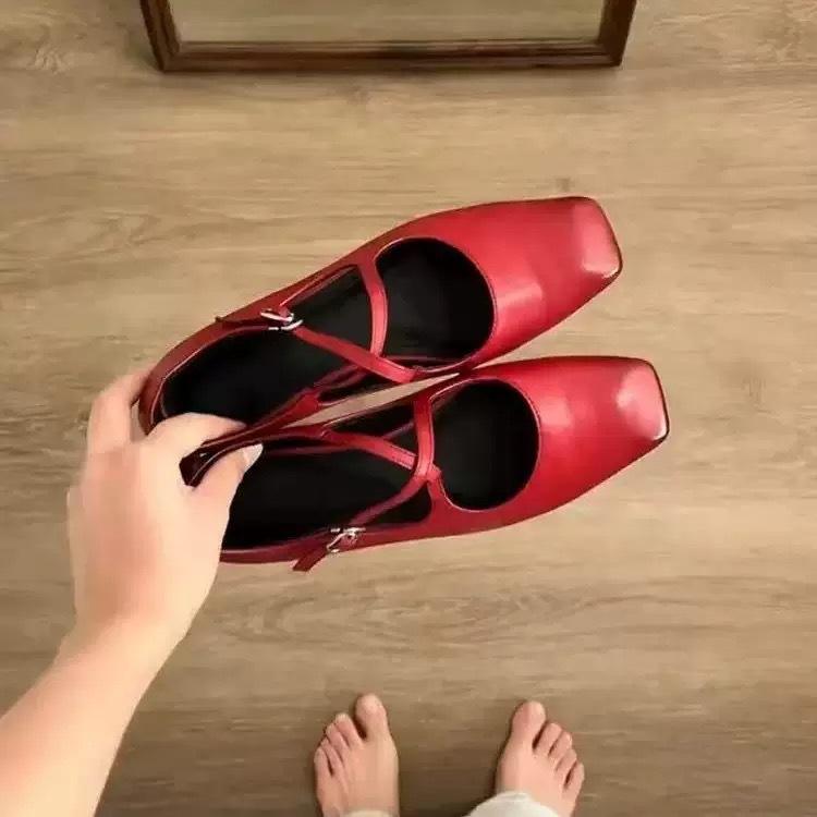 

Модель из овчины~ ретро французские одинарные туфли женские балетки с плоской подошвой красные туфли с открытым верхом туфли Мэри Джейн с перекрестным ремешком 40