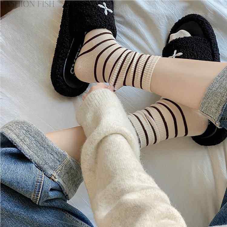 Maillard Women's Striped Mid-Calf Socks - Spring & Autumn Korean Style with Shark Pants