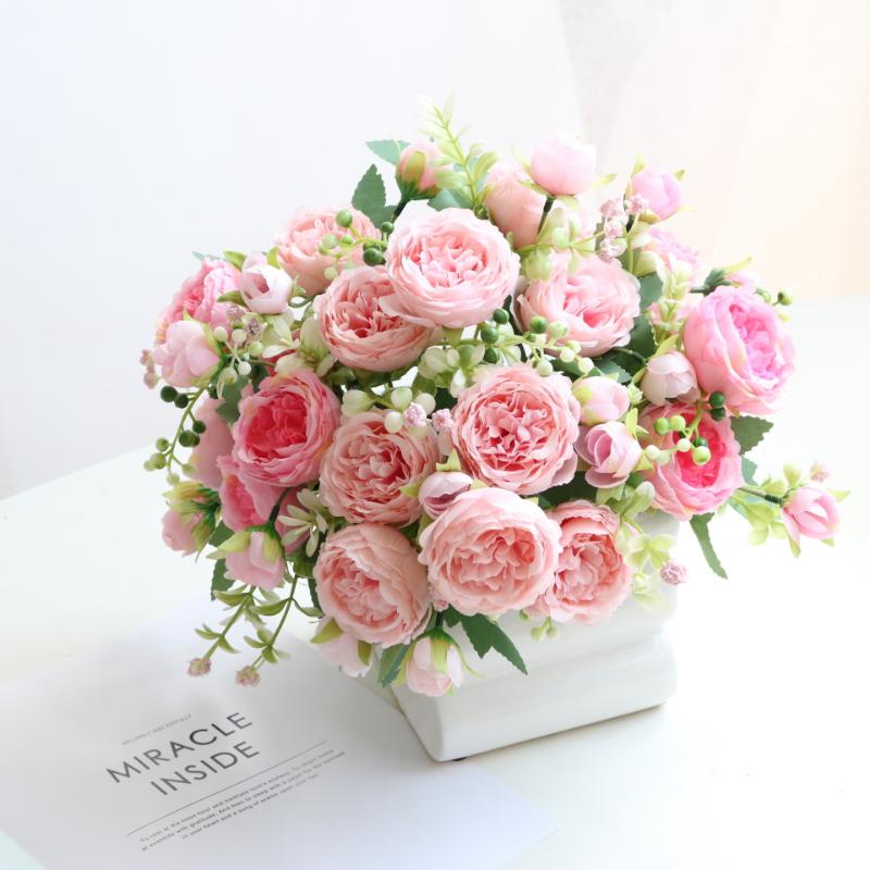 Ramo de peonías artificiales de seda rosa de 30 cm, 5 cabezas grandes y 4 capullos, flores falsas económicas para decoración del hogar, bodas e interiores.