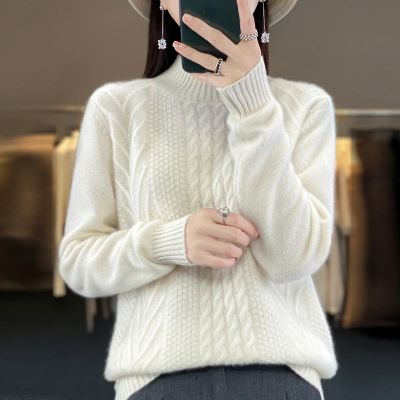 Women's High-Neck Wool Sweater: Autumn/Winter Loose Fit Cable Knit Base Layer, Thickened and Stylish.