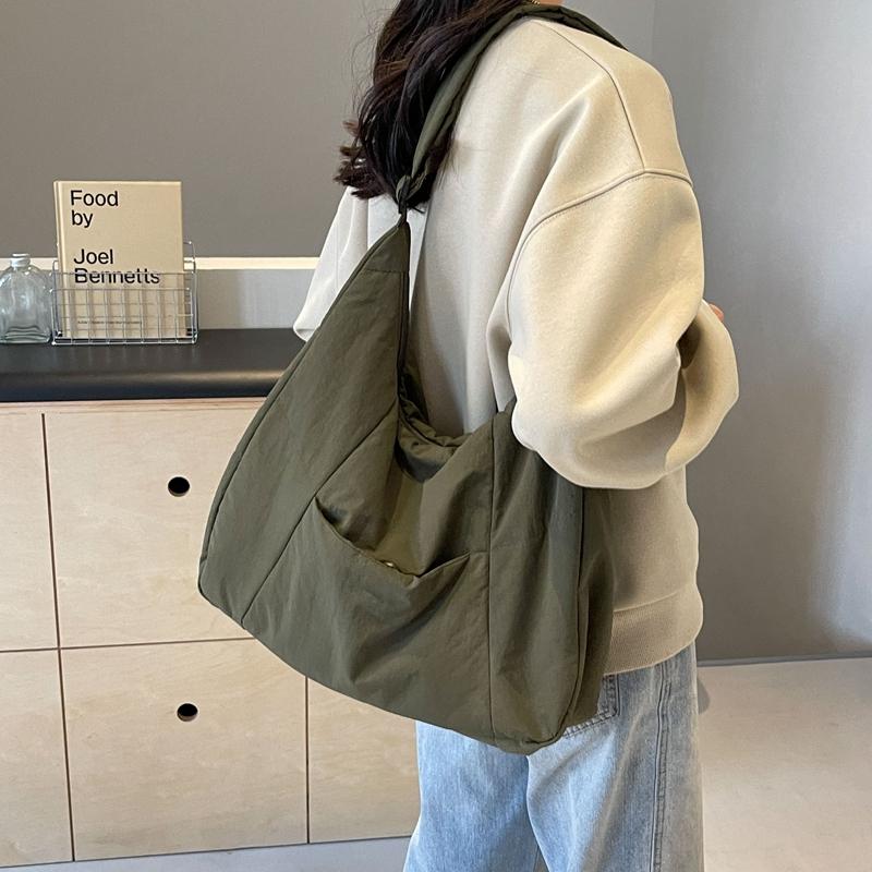 High-capacity Single Shoulder Bag with a Light Wrinkle Sensation  Leisure Time  Solid Color  Durable  Versatile  Inclined Shoulder Bag