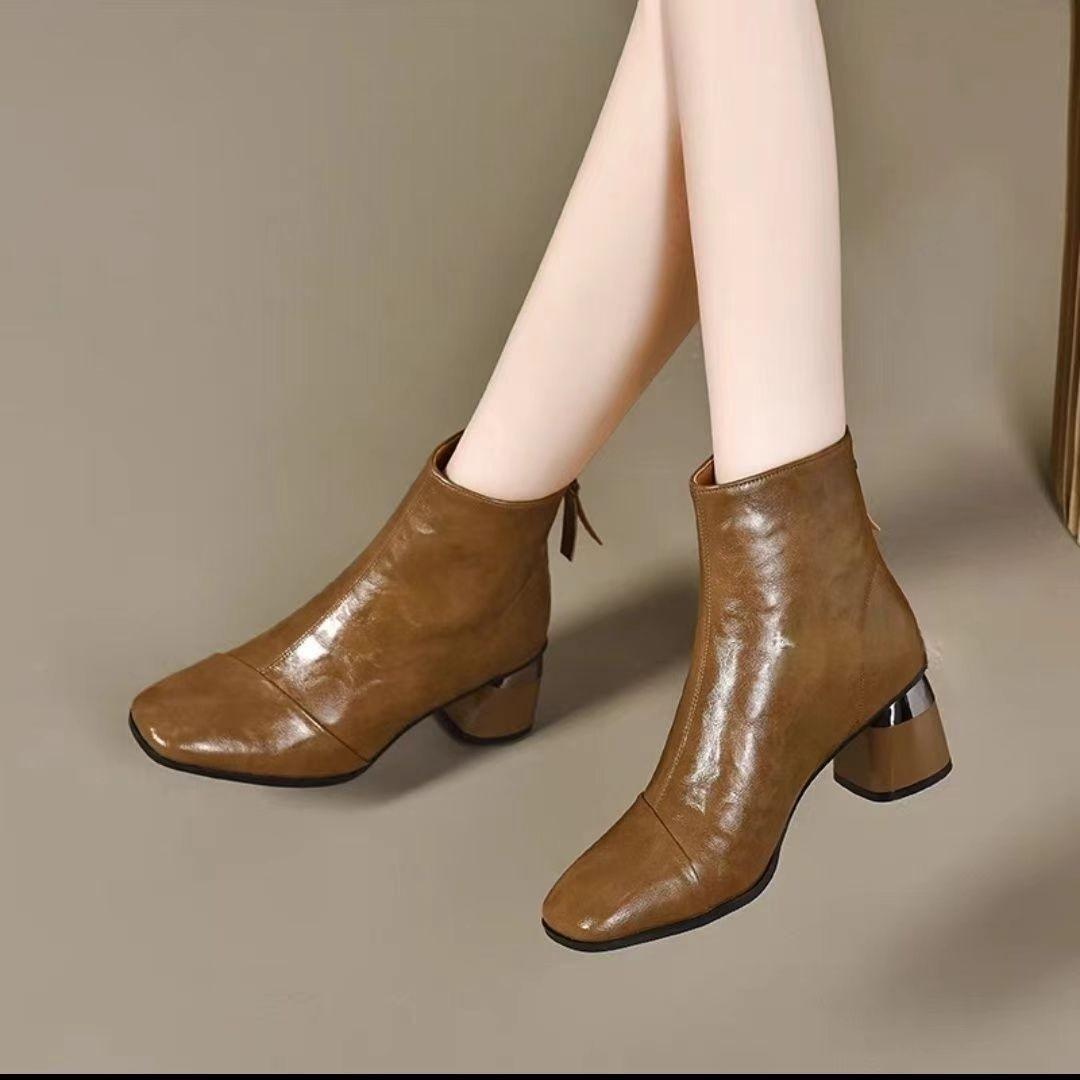 

2024 новые осенние мягкие кожаные короткие сапоги женские мягкие кожаные туфли на среднем каблуке кожаные туфли весна-осень бархат квадратный нос высокий каблук 35
