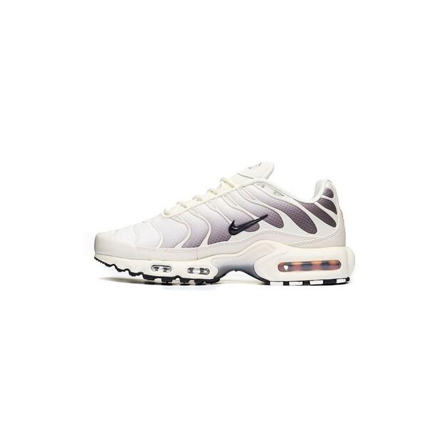 Кроссовки Nike AIR MAX PLUS