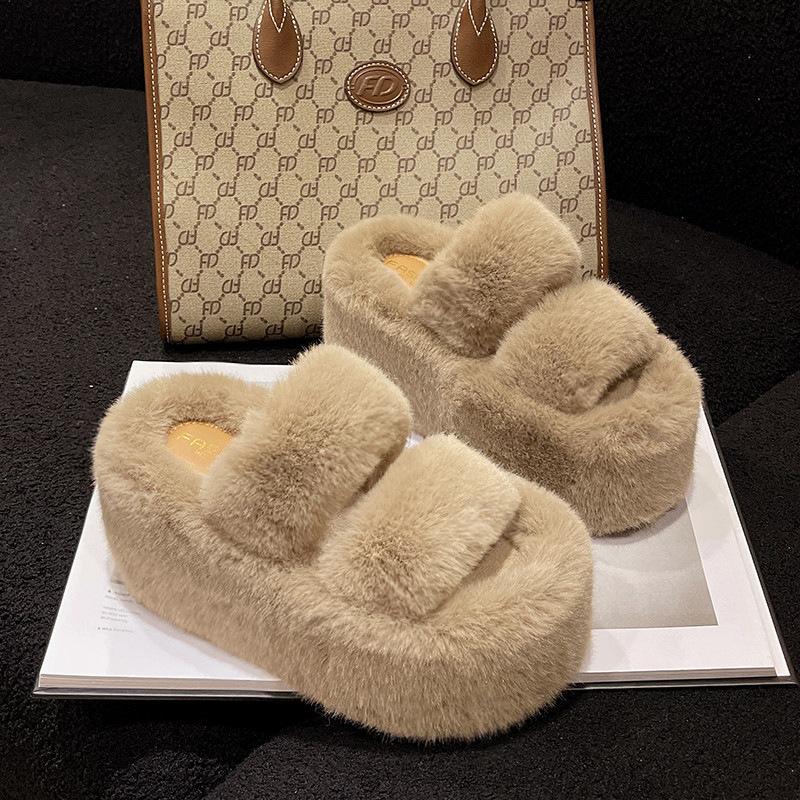 Thick-bottomed fluffy slippers women's autumn wear 2024 Internet celebrity explosion versatile warm and plush one-word fairy drag plush