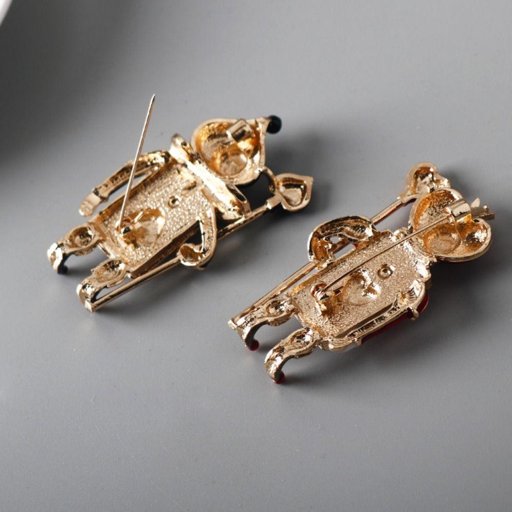 Cartoon Clown Brooches Classic Knight Corsage Jewelry Accessories Soldier Brooch  Man