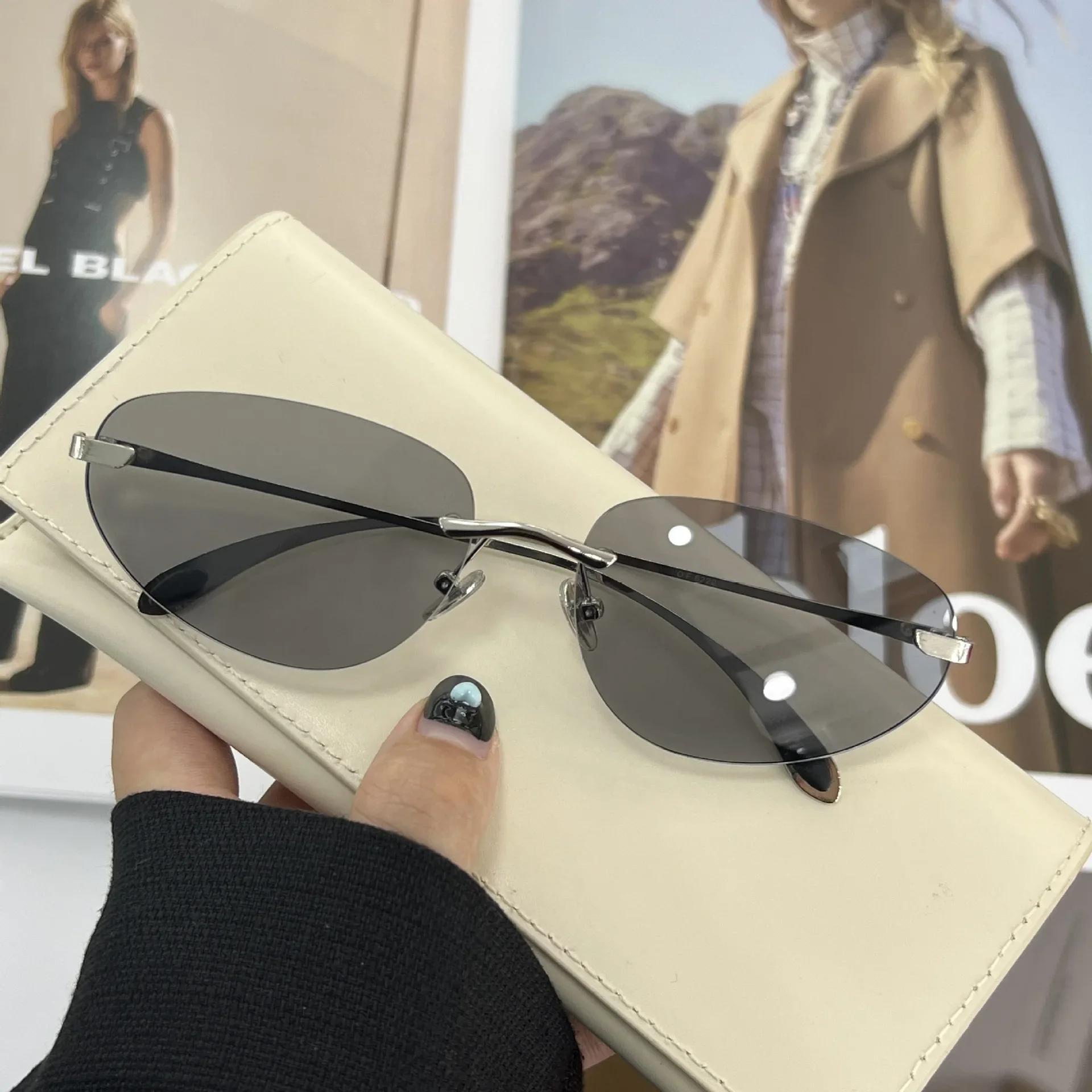 

Female Y2K Rimless Sunglasses Luxury Brand Frameless Sun Eyeglasses Future Cat Eye UV400 Eyeglasses Trendy Goggles Gafas De Sol Mujer