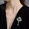 Emerald Crystal Retro Court Style Luxury Brooch Pin for Women