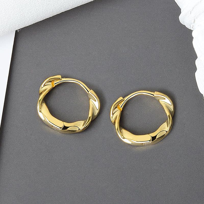 Japanese Minimalist Light Luxury Twisted Wire Ear Cuff Elegant Line Design Cartilage Earring For Women Fashion Jewelry золотой