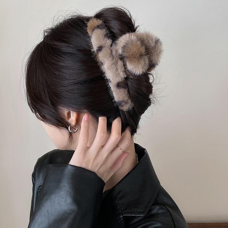Plush Hair Clip Autumn Winter Woman Hair Accessories Large Shark Clips  Girls Headwear Korean Female Headdress