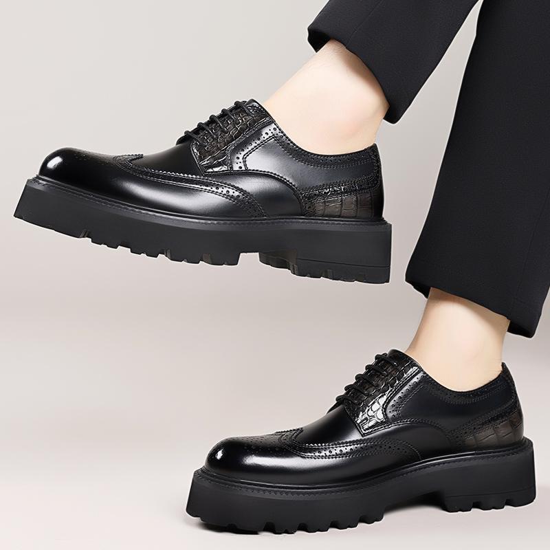 Fashion Lace-Up Outdoor Male Shoes 2025 New Mens Brogue Casual Shoes Leather Men Business Shoes Fashion Thick Bottom Man Oxford Footwear