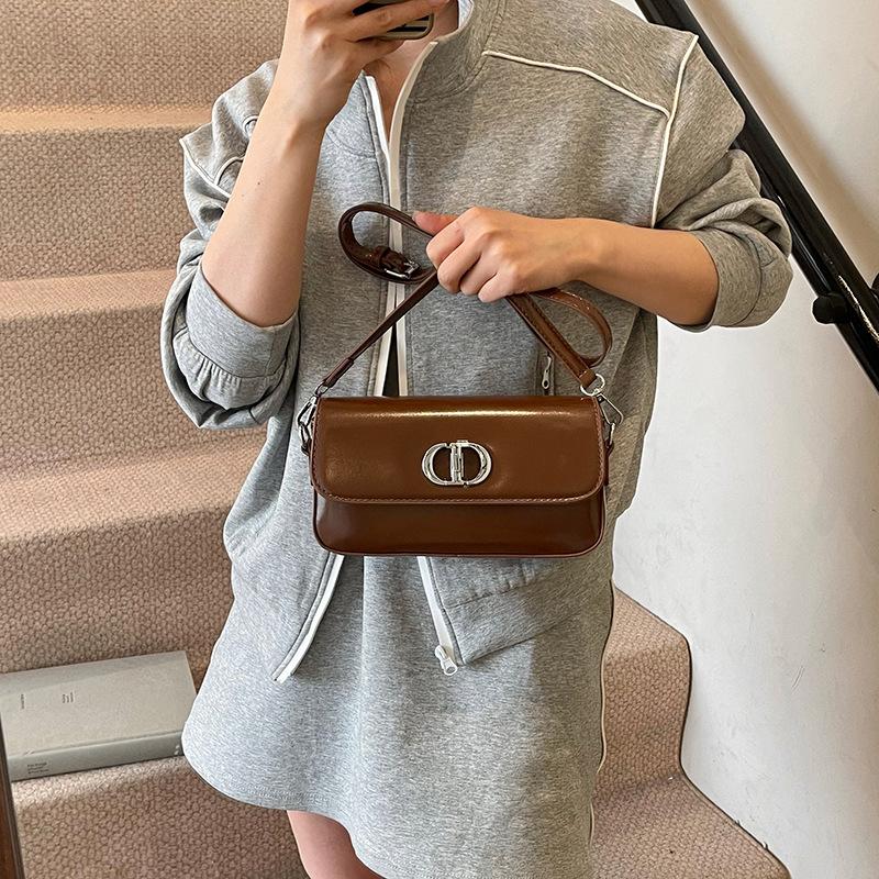 New Women's Bag Trend Versatile Fashion Trend Lock Chain Small Square Bag Single Shoulder Oblique Span Bag