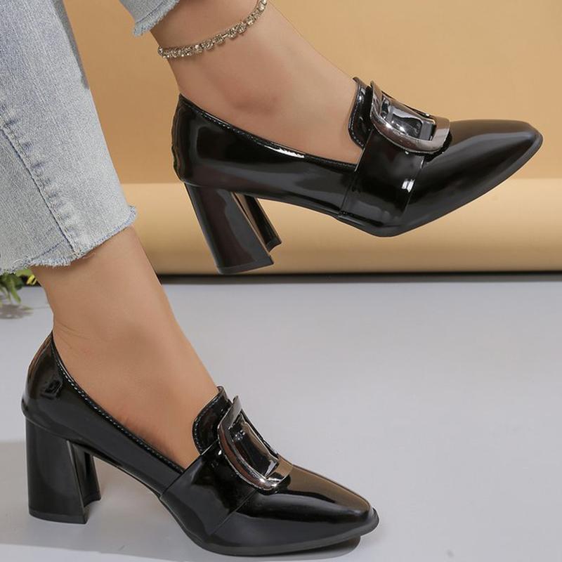 

Модные черные туфли-лодочки на каблуке из искусственной кожи для женщин 2025 ретро металлическая отделка слипоны женские туфли квадратный носок нескользящие туфли на высоком каблуке для дам 36 чёрный