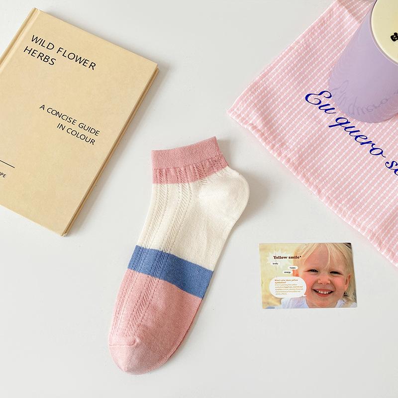 Chaussettes courtes pour femmes pour le printemps et l'été, Maille ultra-fine, Perforées, Respirantes et Mignonnes Chaussettes courtes en coton à motifs de dessins animés, Socquettes