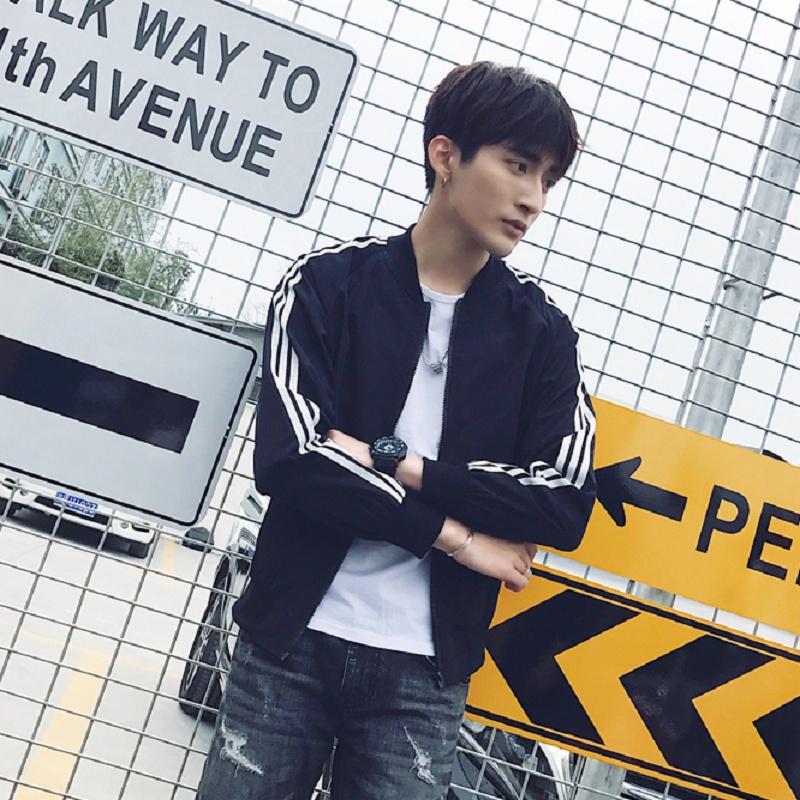 Summer New Men's Lightweight Sunscreen Jacket With Classic Baseball Uniform Style
