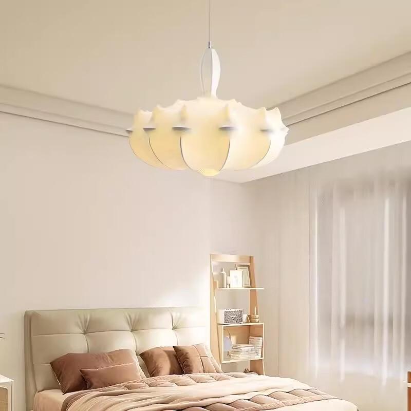 Oeny Villa Bedroom Chandelier
