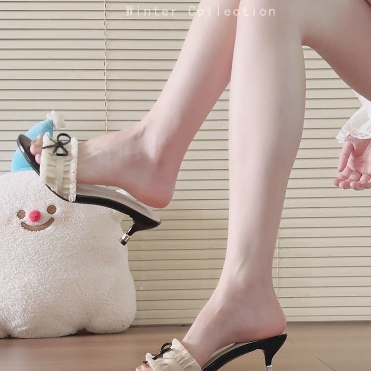 Thin heels, summer Roman shoes for women, beautiful bows, small fragrant slippers, a matching font skirt going out