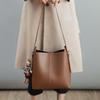 Women's Autumn and Winter New Bag, Women's Armpit Bag, Niche Leather Bucket Bag, Fashionable and Versatile, Large Capacity Shoulder Bag