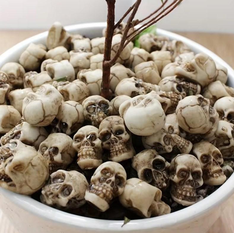 20/40Pcs Mini Skull Figure Collectable Halloween Gothic Miniature Skulls Heads Creative Festival Theme Garden Potted Decoration