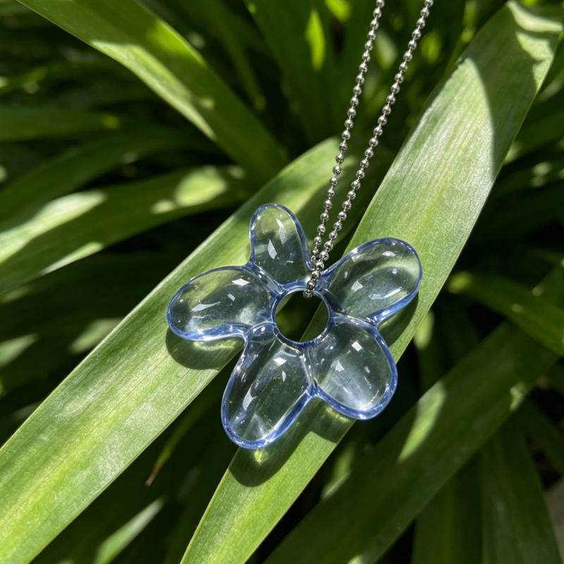 Transparent Resin Flower Pendant Necklace Metal Chain Multi Colors Daily Wear Party Gift For Women Girls
