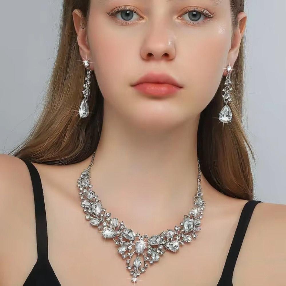 Luxury Sparkling Bride Necklace Waterdrop Crystal Tassel Earrings Rhinestones Pendant for Wedding Banquet