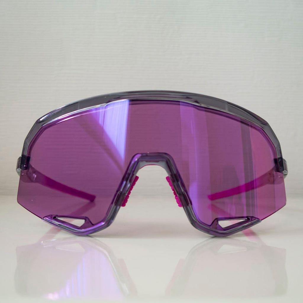 Used *Authentic product* New Free shipping 100% Slendale Sunglasses